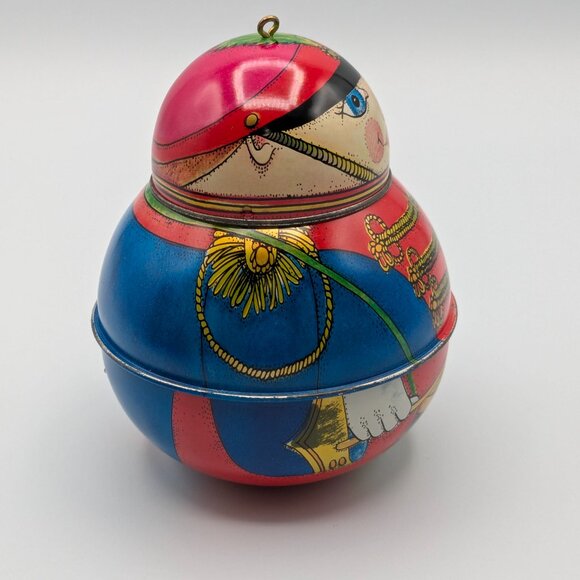 Hallmark Keepsake Jolly Wolly Soldier 1991, Pressed Tin Container Ornament - Picture 3 of 11